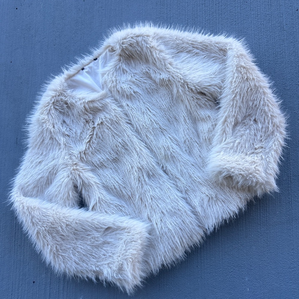 A Classy Chic Boutique Cream Faux Fur Jacket